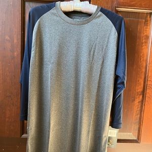 NWT - Rawlings Men´s T-shirt